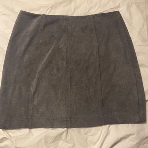 Wild Honey mini skirt (L)